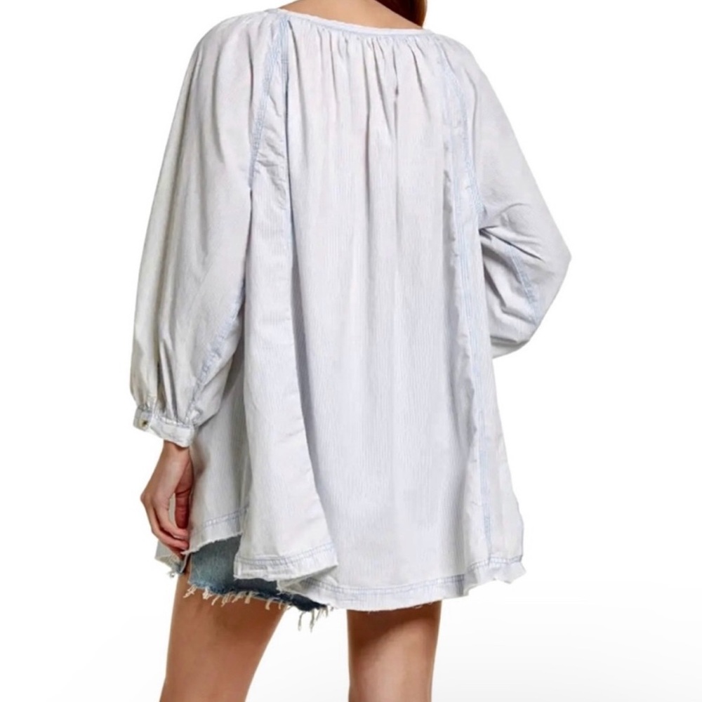 We The Free Light Blue & White Button-Down Shirt - Picture 3 of 10